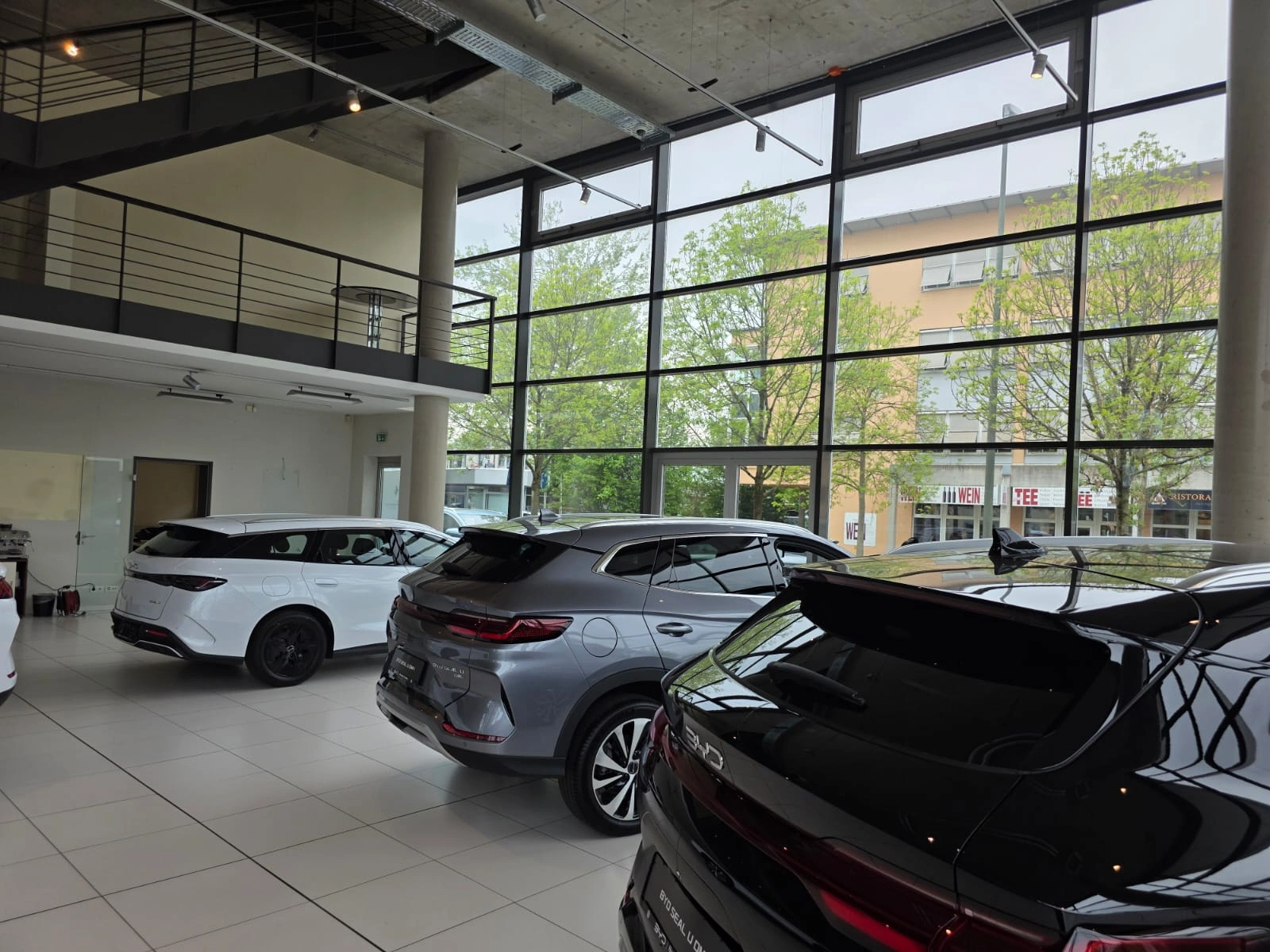 BYD und DENZA Showroom in Starnberg